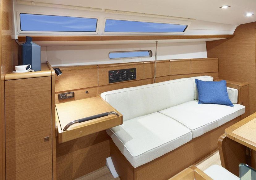 Jeanneau 38 Carelli