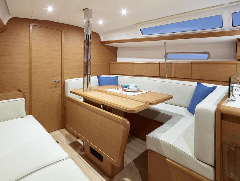 Jeanneau 38 Carelli
