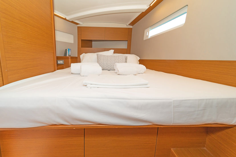 Jeanneau 410 Sea Whisper