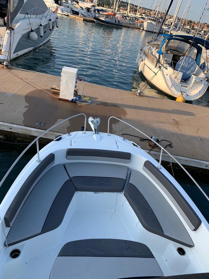 Jeanneau AMARA Jeanneau Cap Camarat 6.5 CC