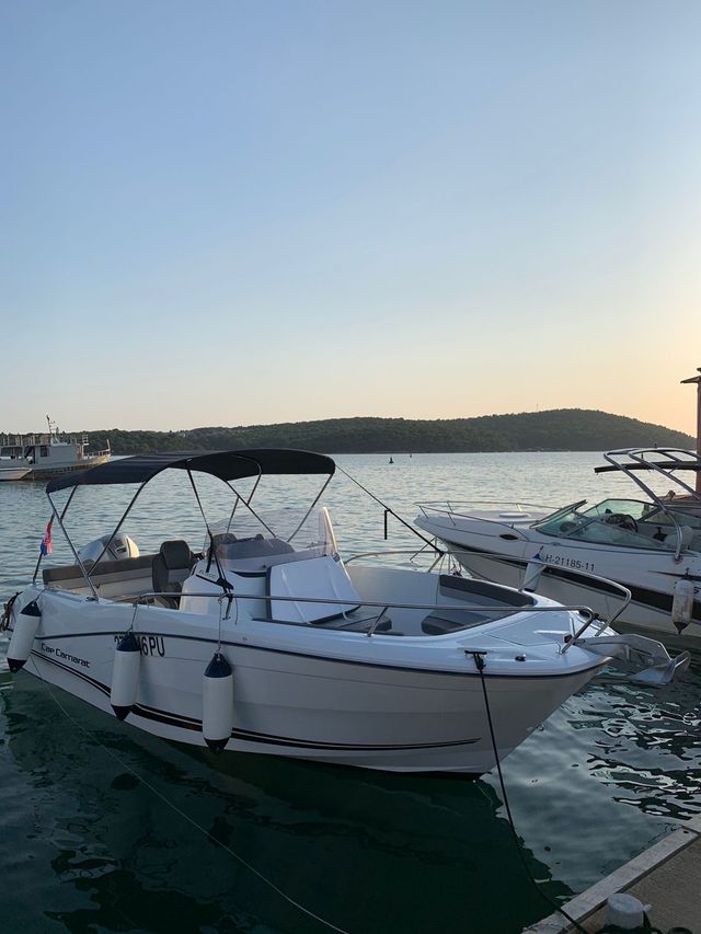 Jeanneau AMARA Jeanneau Cap Camarat 6.5 CC