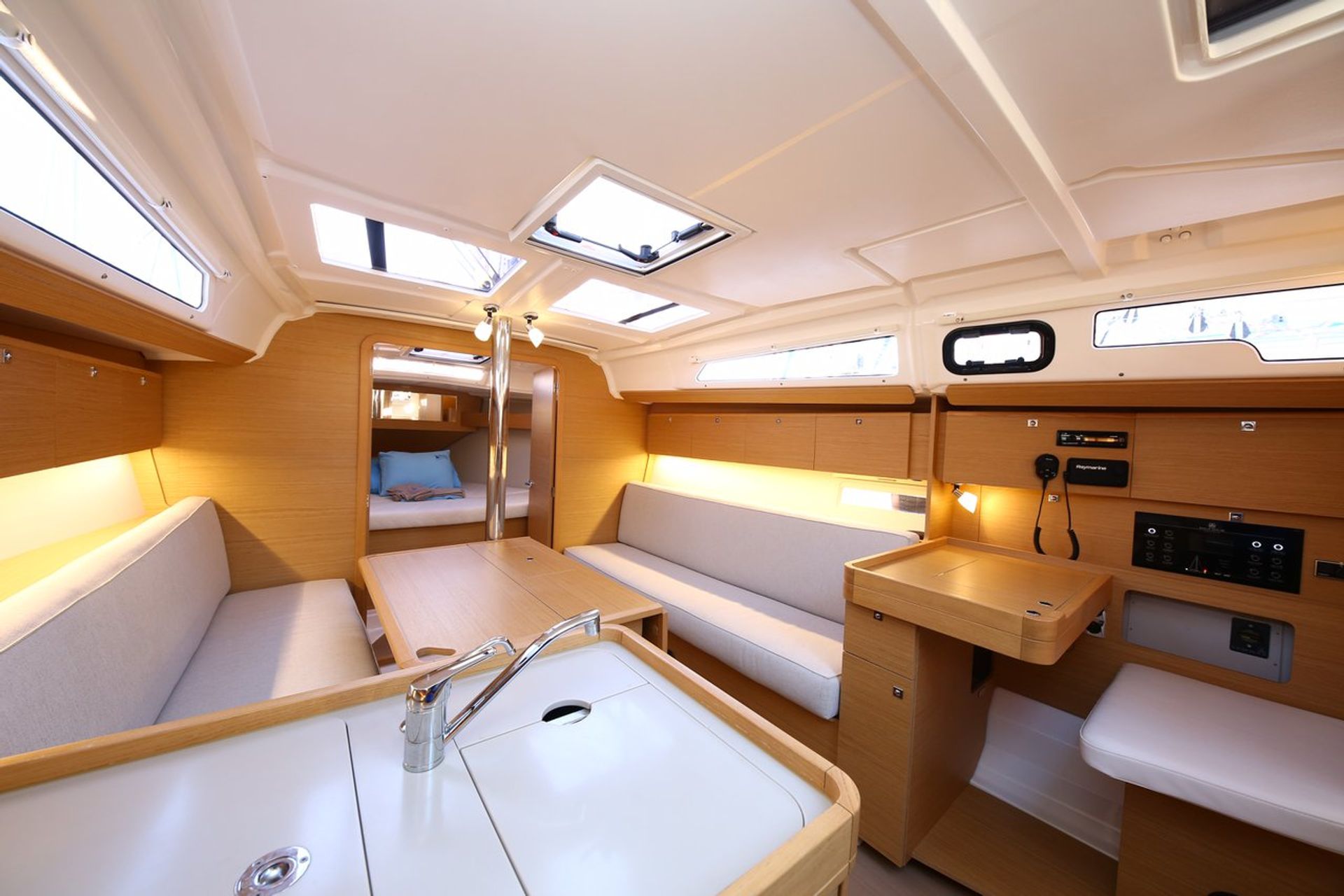 nausys-12895642-482225-p.jpg