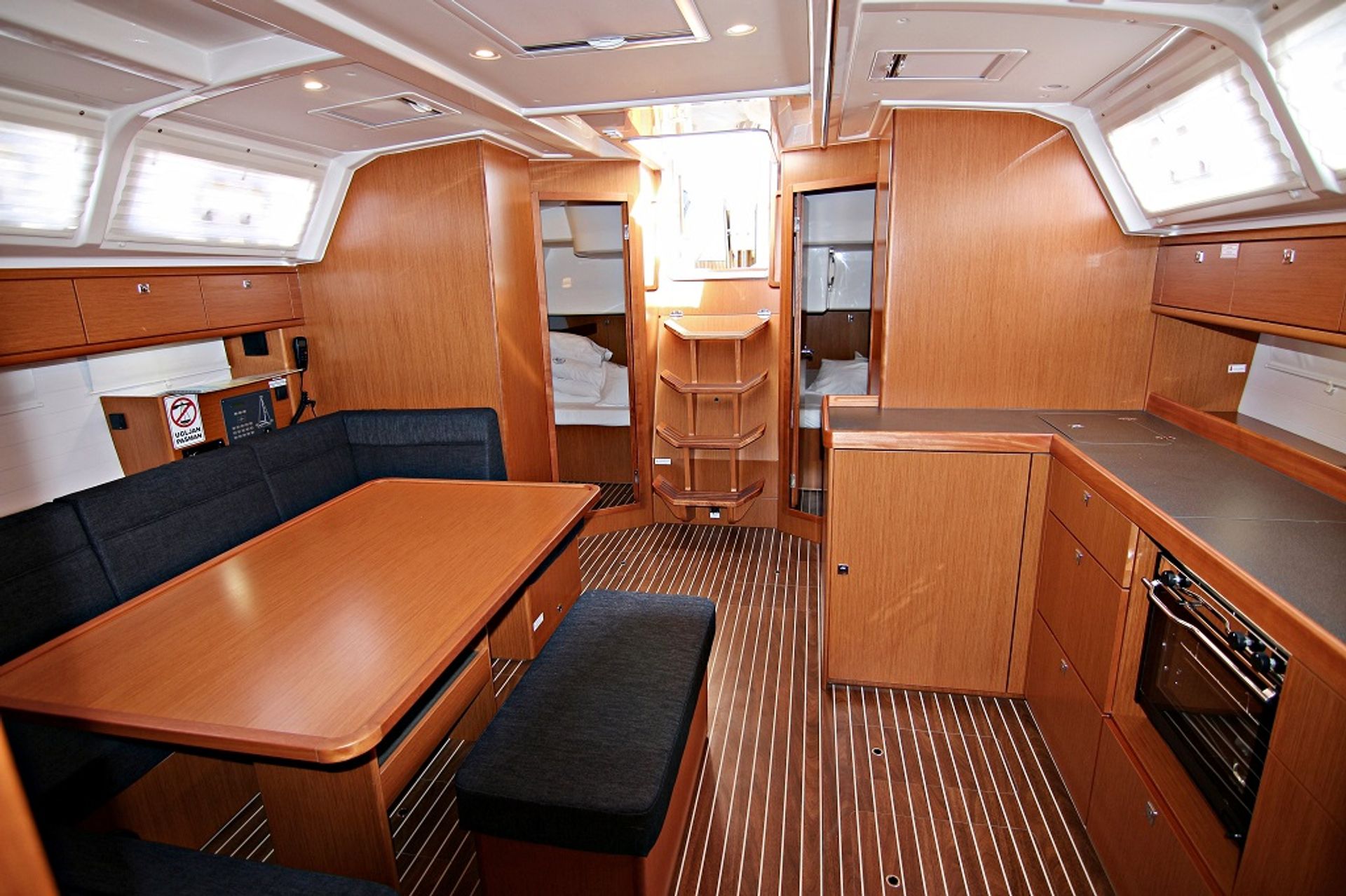nausys-1291055-482145-p.jpg