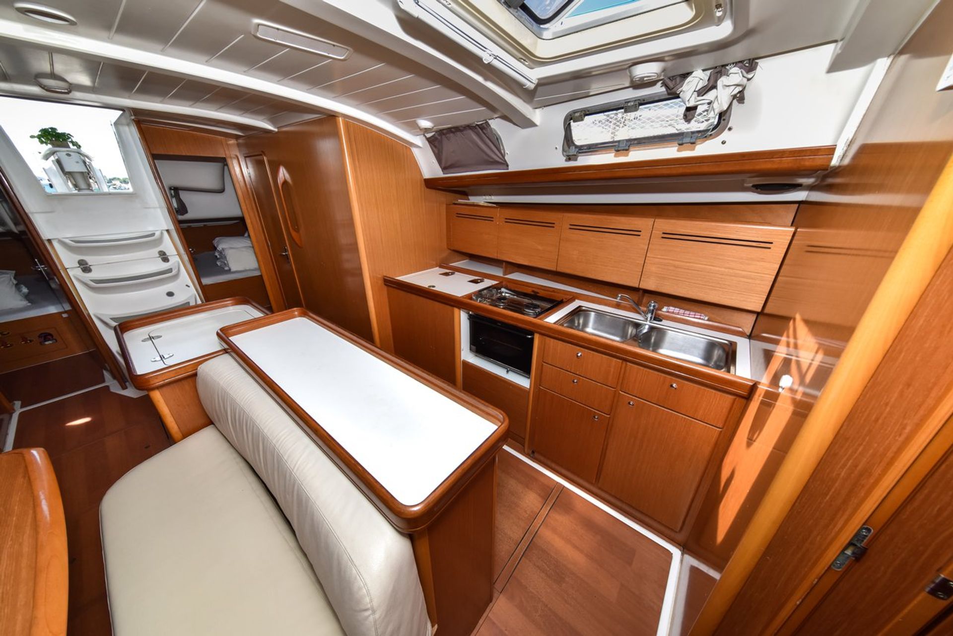 nausys-1295187-1294496-p3.jpg