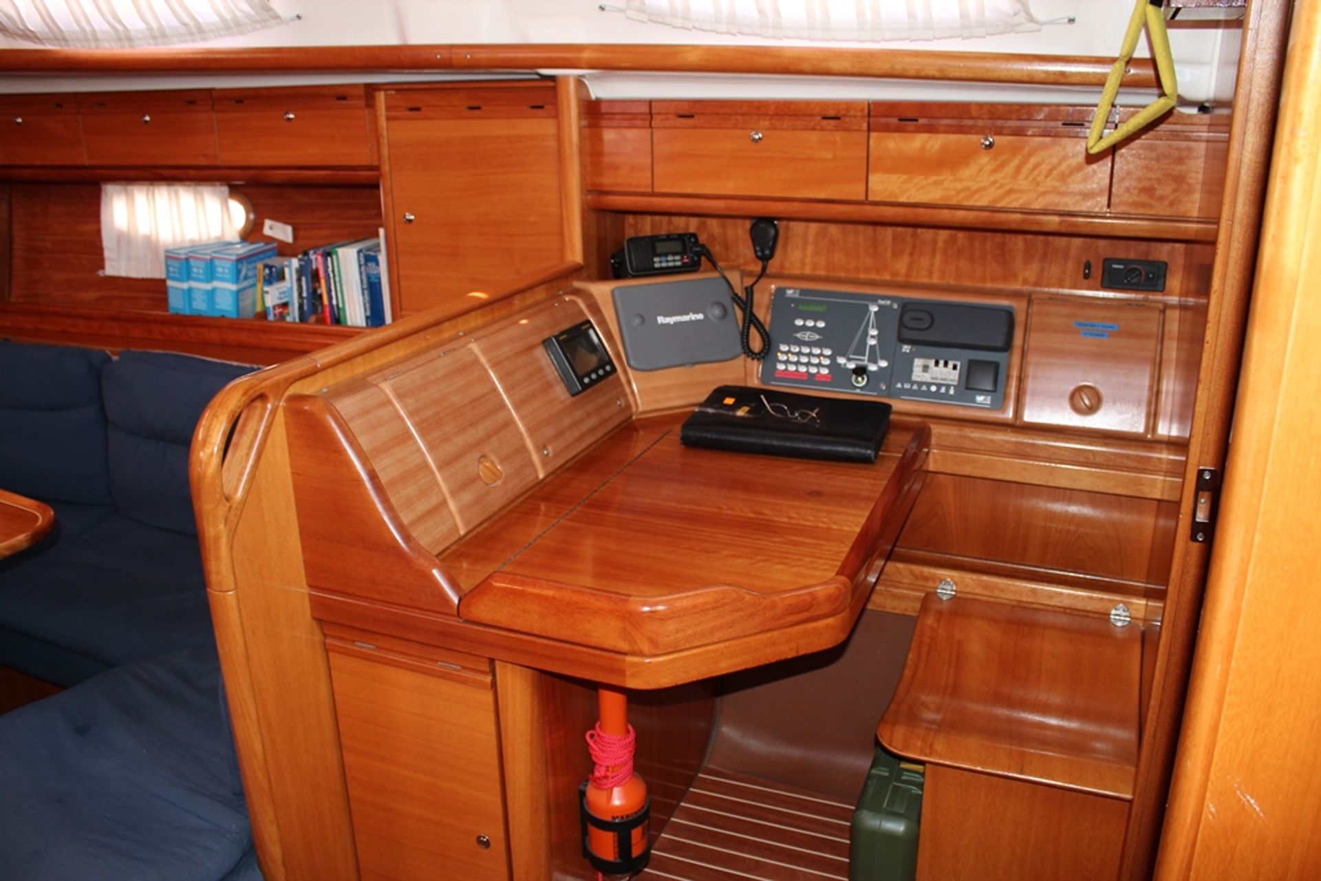 nausys-1295314-1294927-p1.jpg