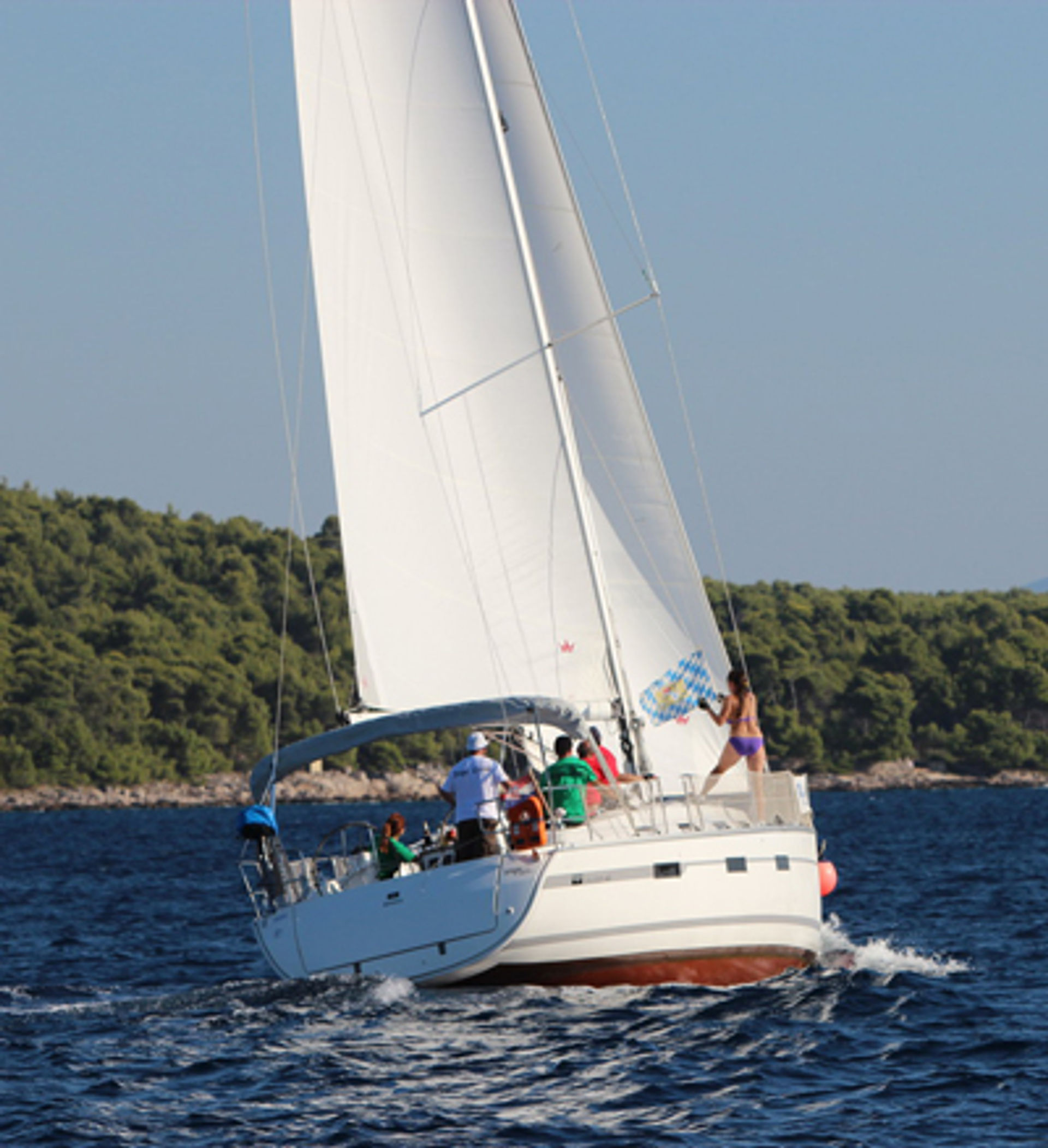 nausys-1295401-1294927-main.jpg