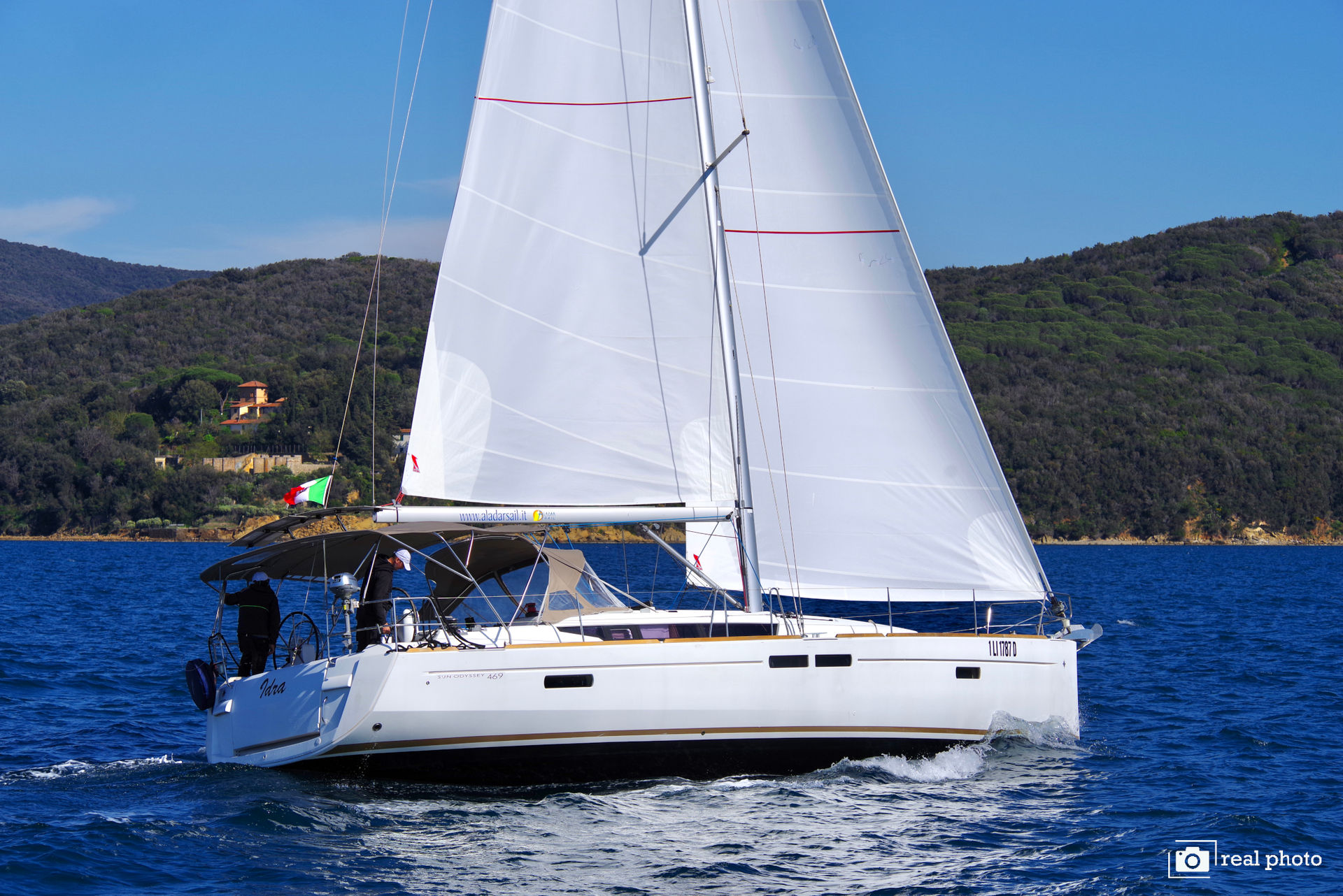 nausys-1295741-482157-main.JPG