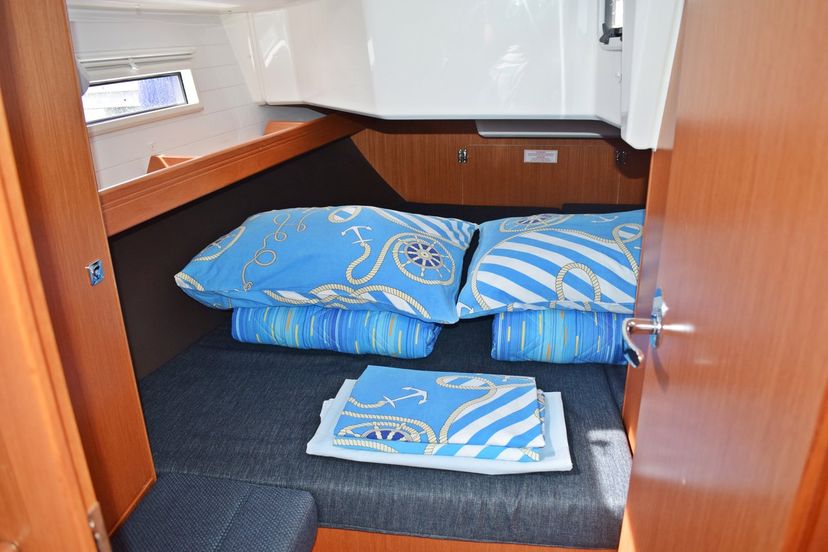 Bavaria Yachtbau 37 Zaklopatica