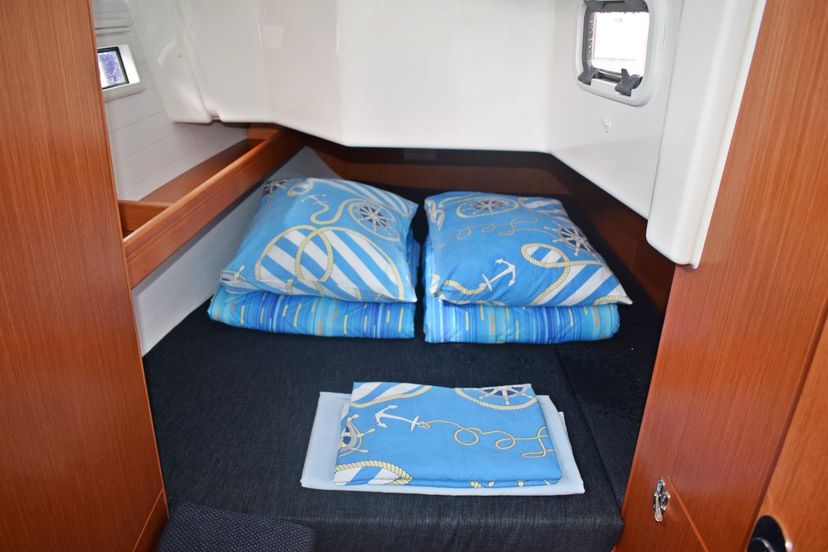 Bavaria Yachtbau 34 Studena