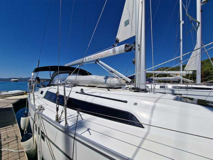 Bavaria Yachtbau 37 Polo