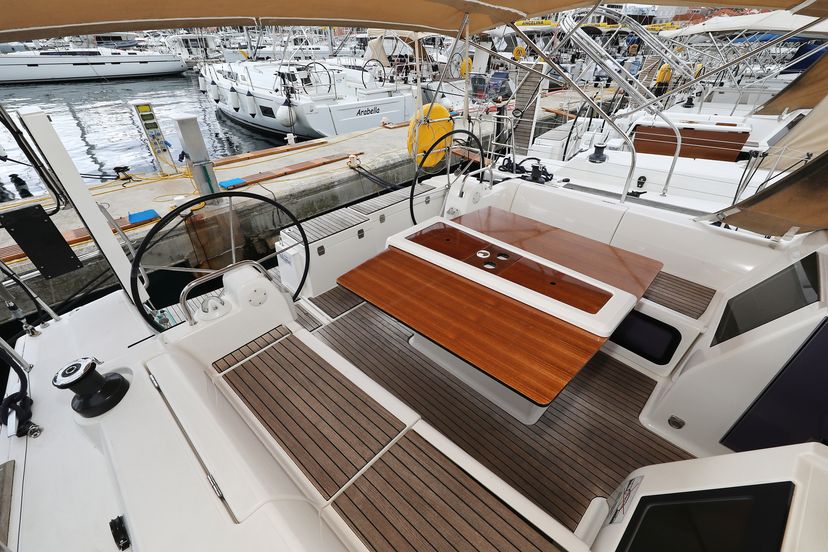 Dufour Yachts 41 Black Pearl