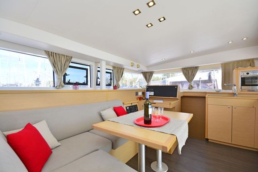 Lagoon 40 Callisto