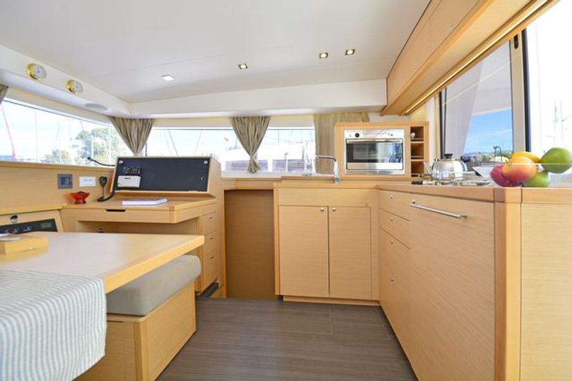 Lagoon 40 Callisto