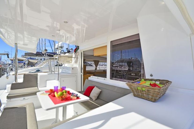 Lagoon 40 Callisto