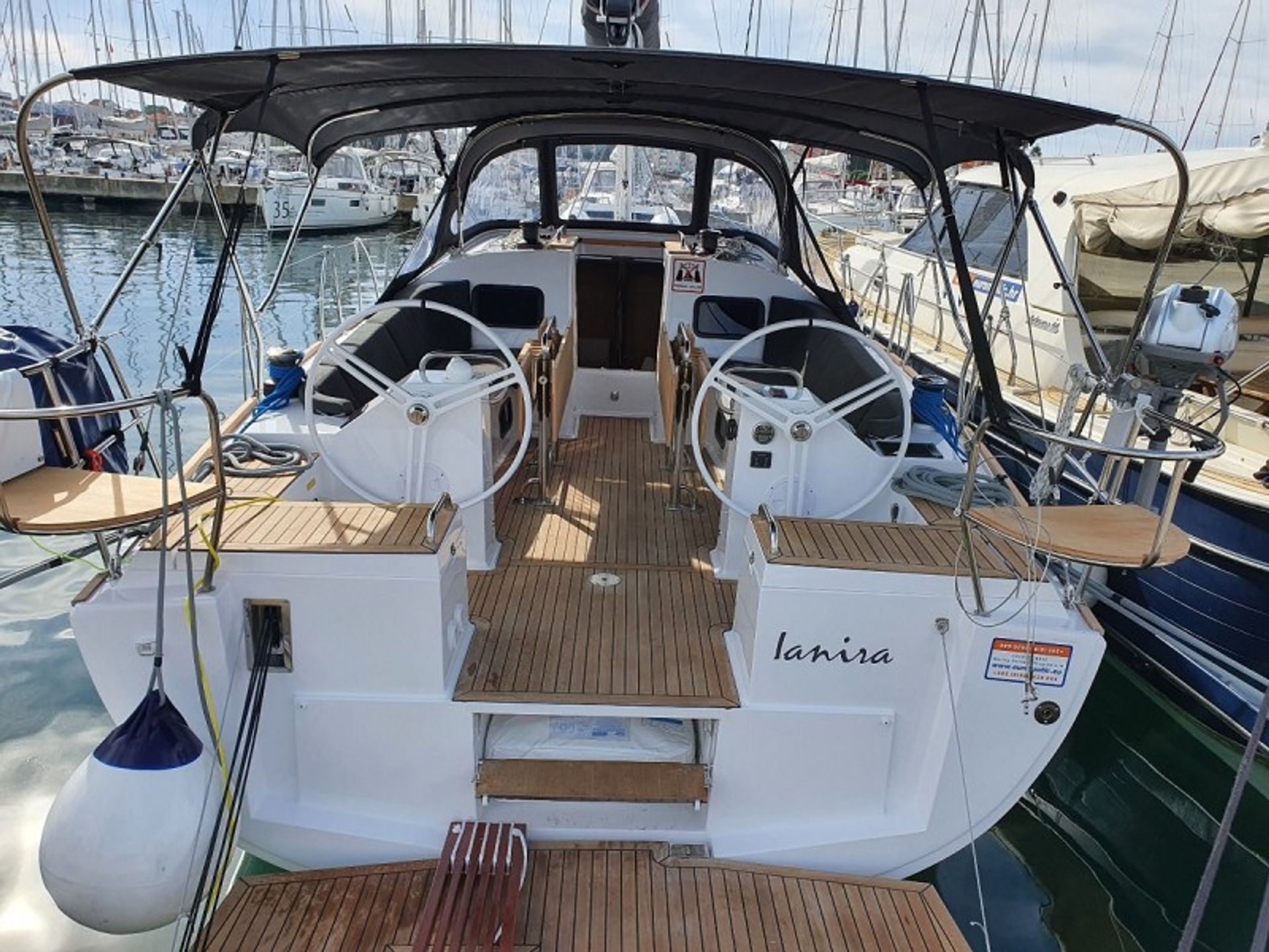 nausys-13362838-112021-n1.jpg