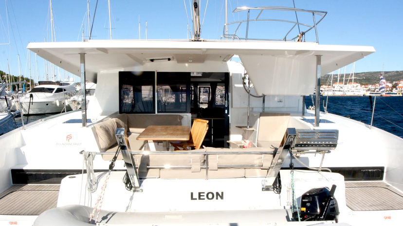 Fountaine Pajot 40 Leon