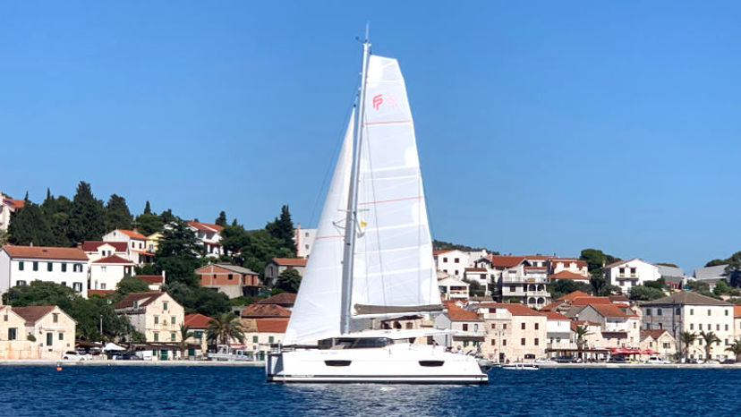 Fountaine Pajot 40 Leon