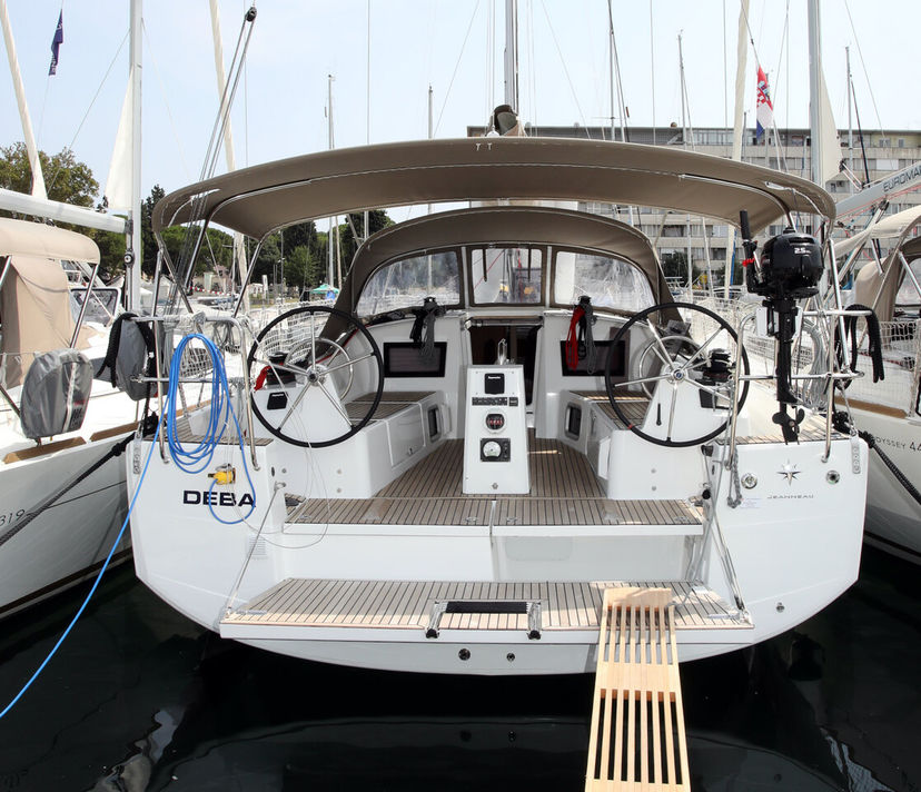 Jeanneau 410 Deba