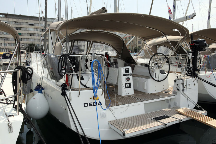 Jeanneau 410 Deba