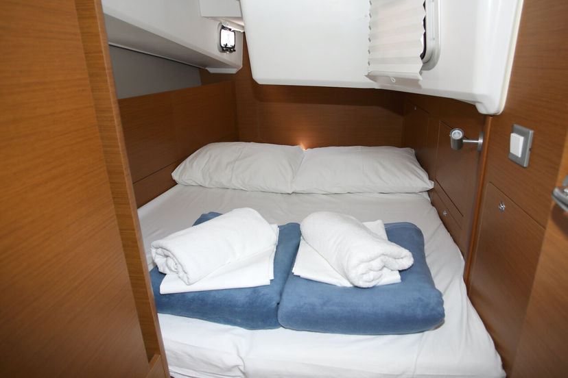 Jeanneau 410 Deba