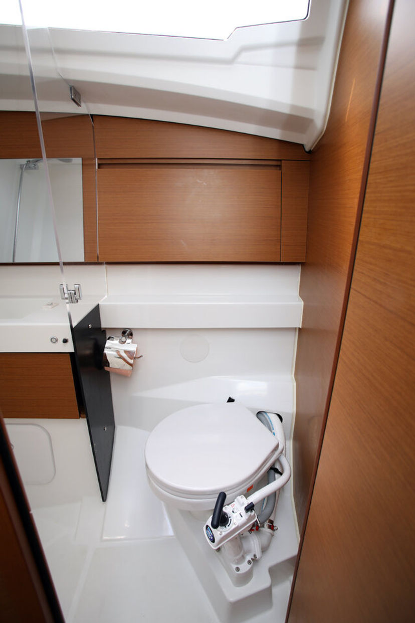 Jeanneau 410 Deba
