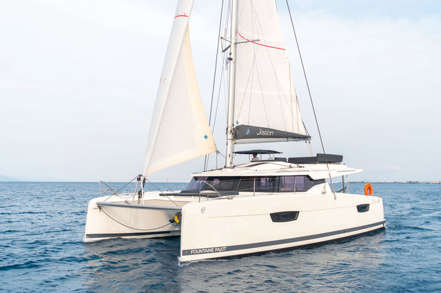 Fountaine Pajot 45 Night Breeze
