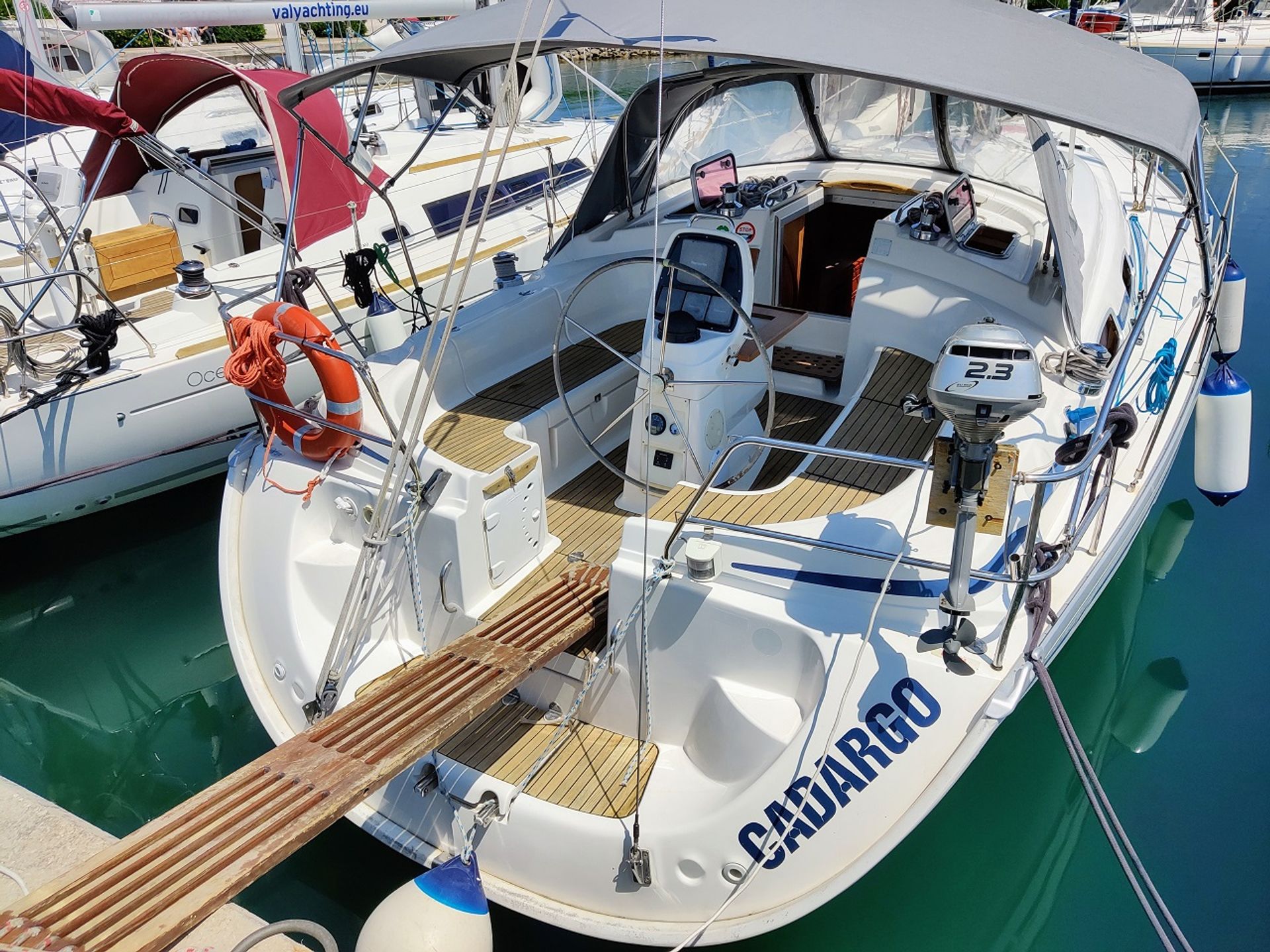 nausys-13654772-482152-Cadargo_ext_3.jpg