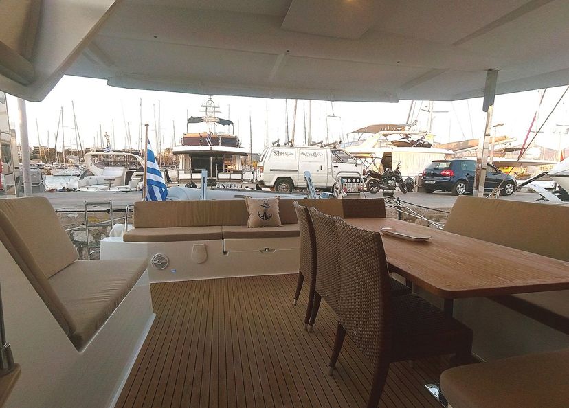 Fountaine Pajot 40 E-Varka