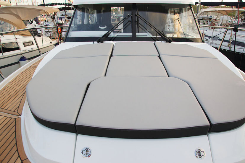 Jeanneau MERRY FISHER 1095 CarGO