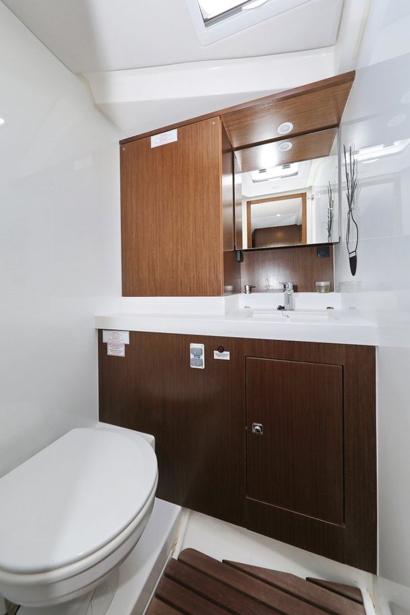 Bavaria Yachtbau 57 BE Luxe