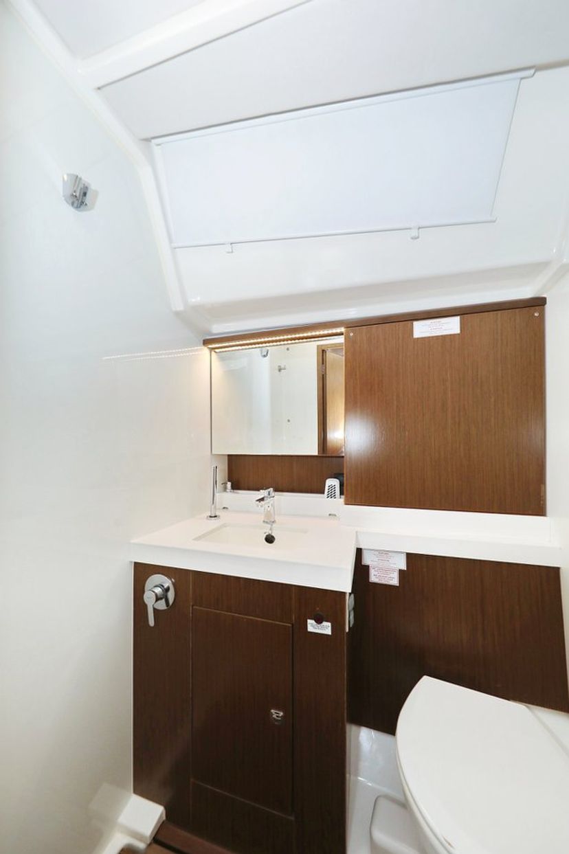 Bavaria Yachtbau 57 BE Luxe