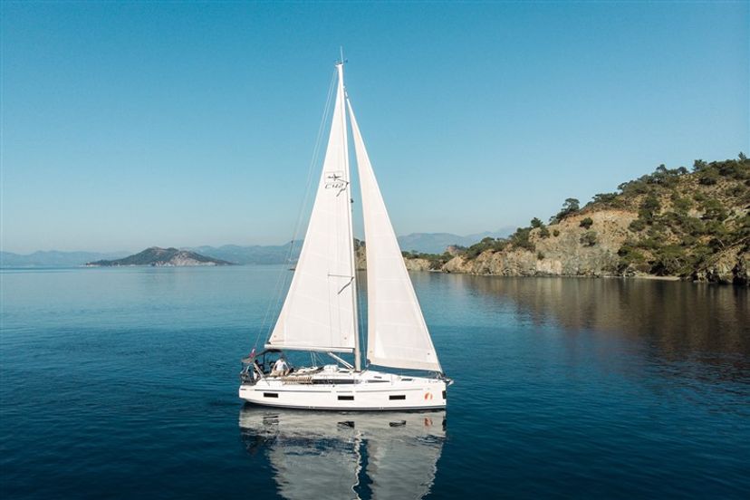 Bavaria Yachtbau C42 Aruna