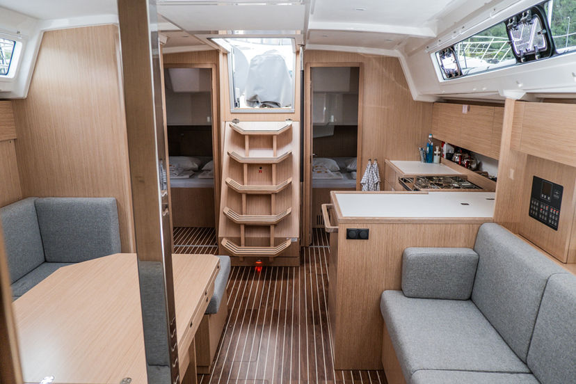 Bavaria Yachtbau C42 Aruna