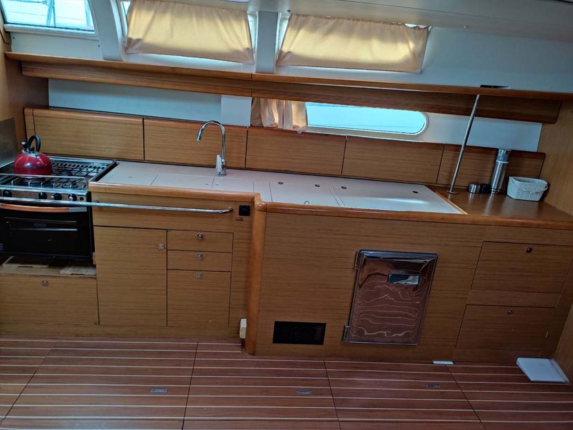 Jeanneau 44 Miss Elli