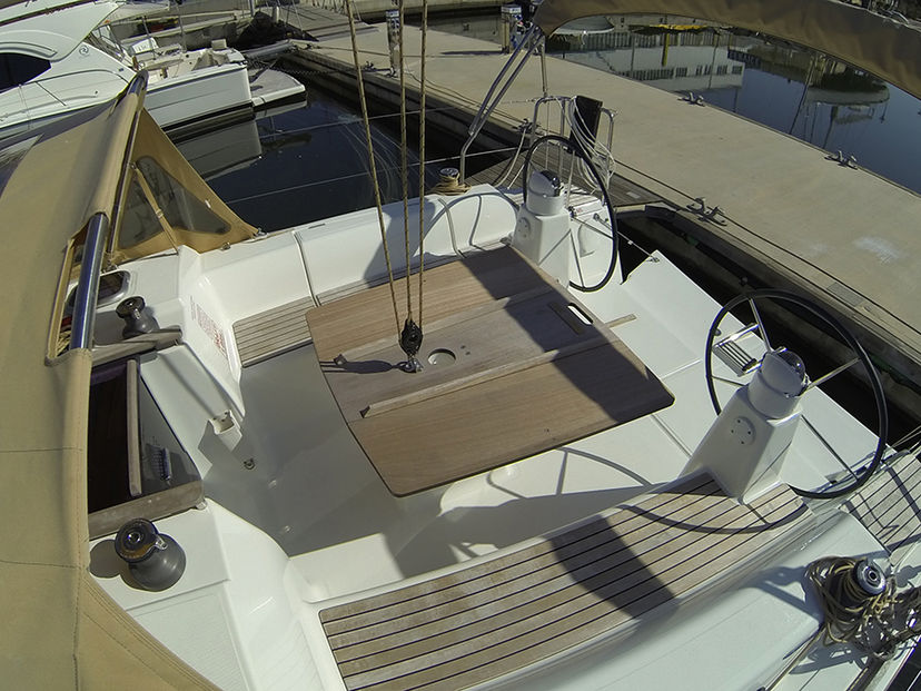 Dufour Yachts 33 Lara