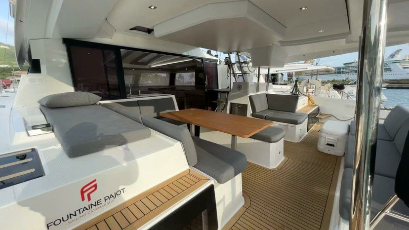 Fountaine Pajot 45 Ogibni