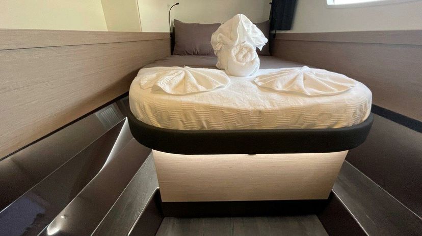 Fountaine Pajot 45 Ogibni