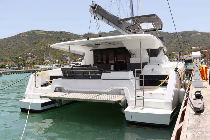 Fountaine Pajot 42 Time Thief