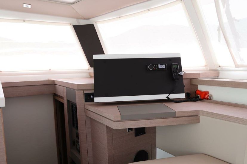 Fountaine Pajot 42 Time Thief