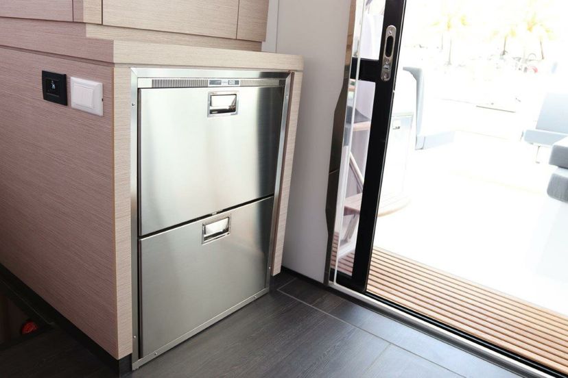 Fountaine Pajot 42 Time Thief