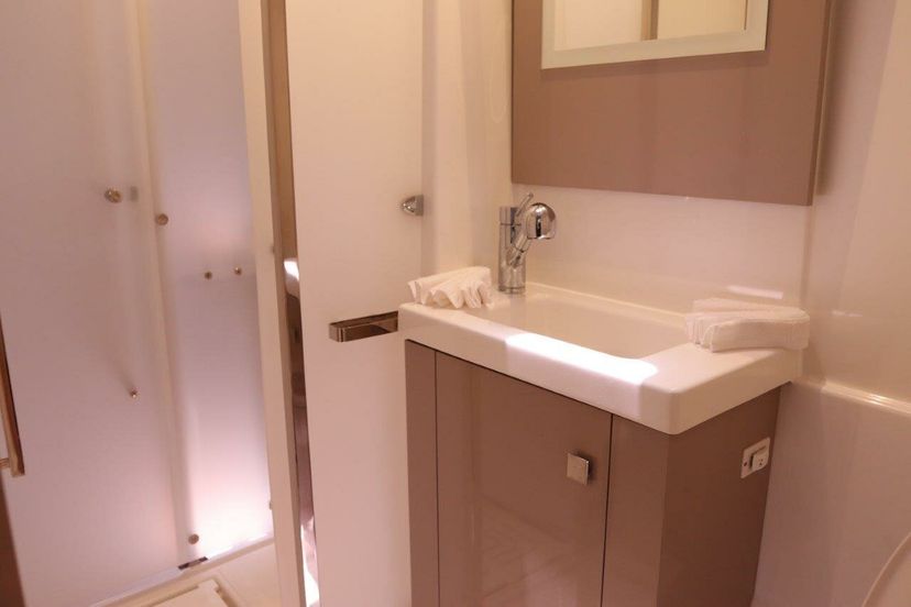 Fountaine Pajot 42 Time Thief