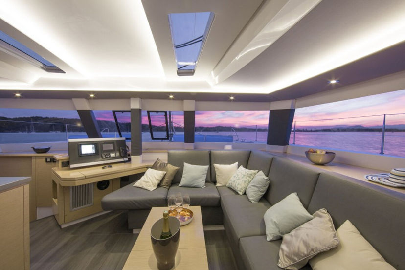 Fountaine Pajot 50 Valhalla