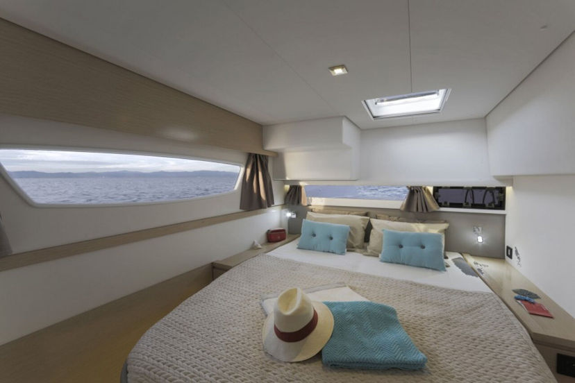 Fountaine Pajot 50 Valhalla
