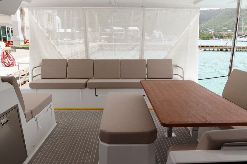 Fountaine Pajot 42 Idle Time