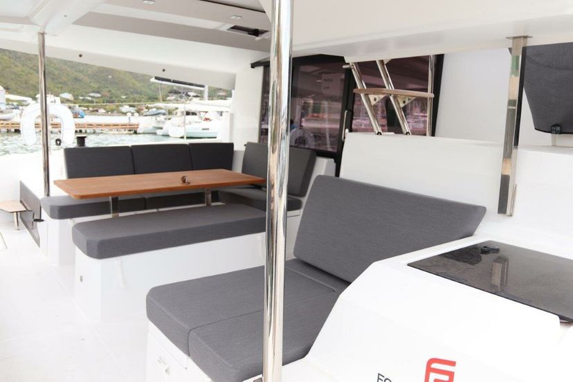 Fountaine Pajot 42 Penny Lane