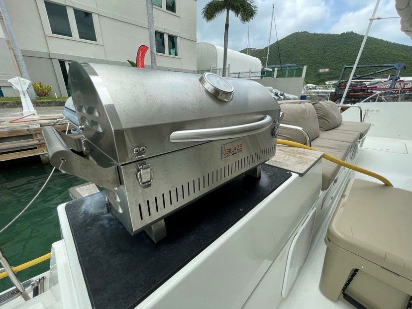 Fountaine Pajot 50 Singing Winds