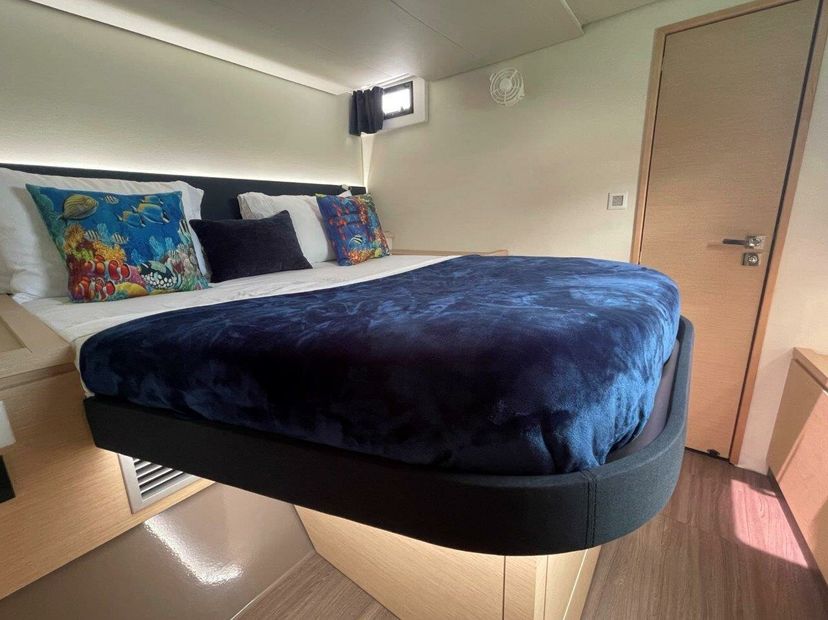 Fountaine Pajot 50 Singing Winds