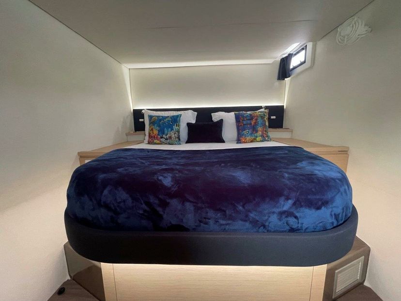 Fountaine Pajot 50 Singing Winds