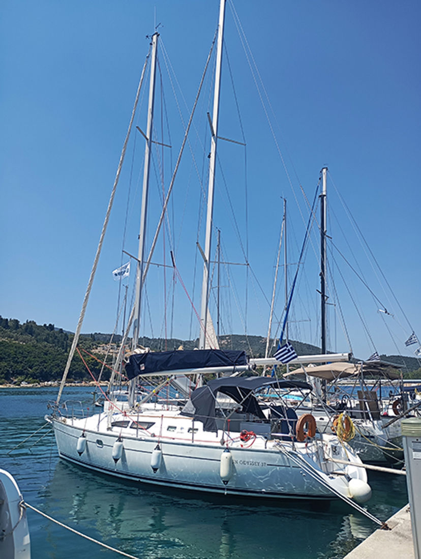 Jeanneau 37 Alki