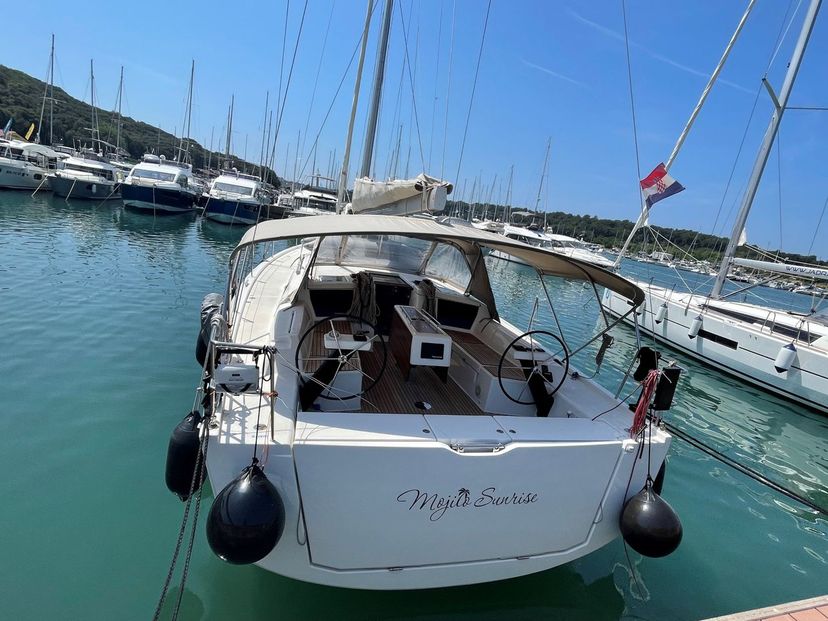 Dufour Yachts 43 Mojito Sunrise